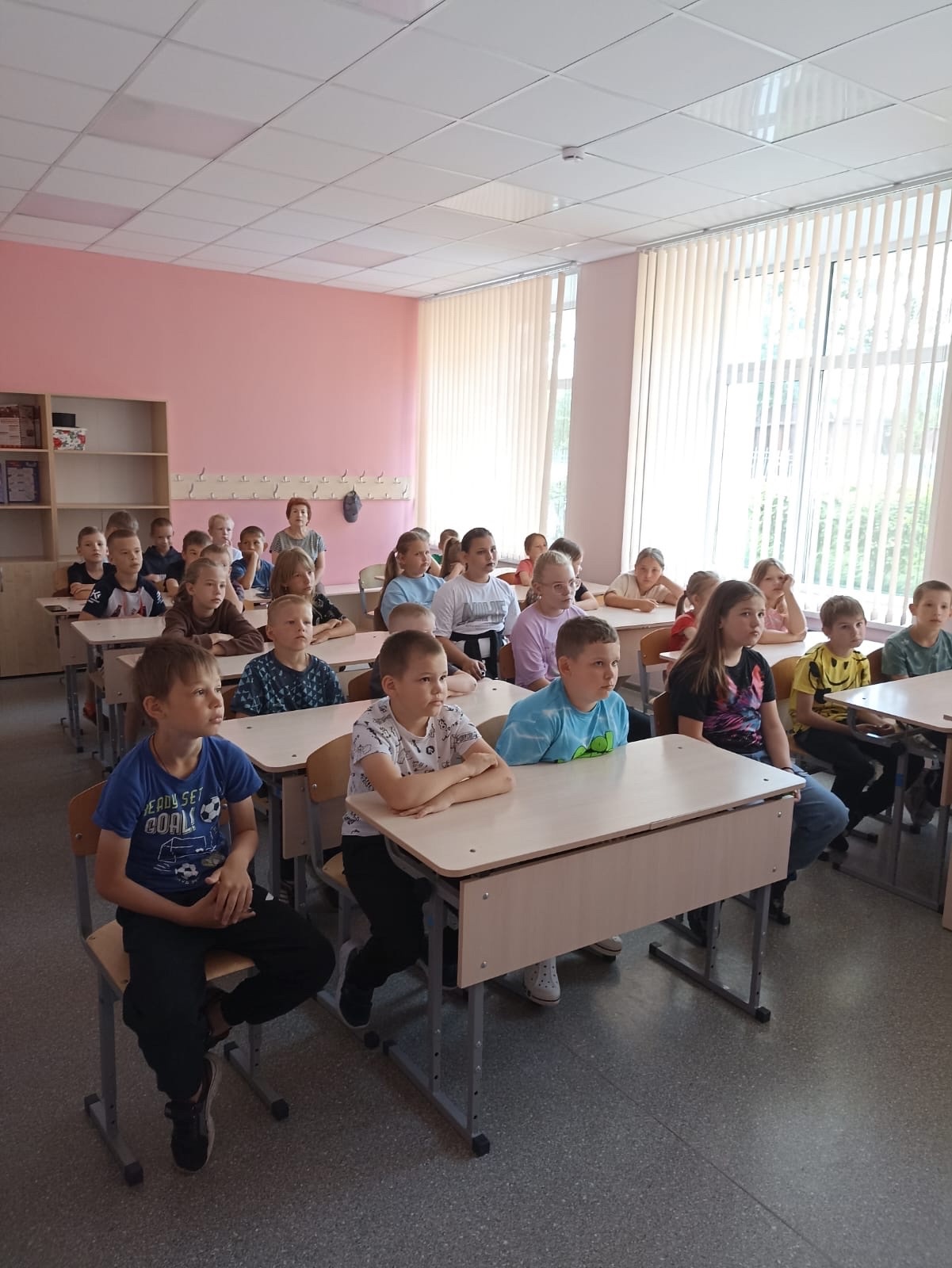 Международному детскому центру &amp;quot;Артек &amp;quot; исполняется 100 лет.